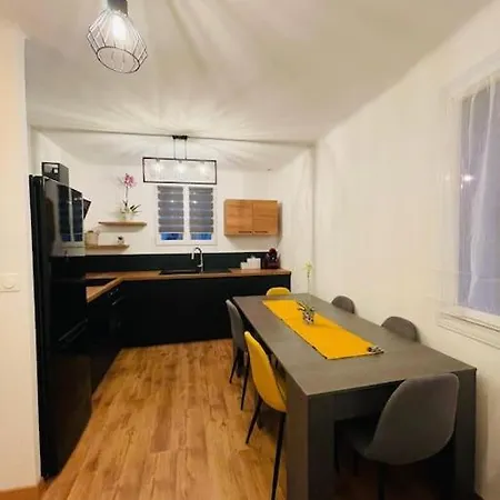 Au Coeur De Céreste-en-luberon